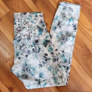 Lululemon leggings: align high rise